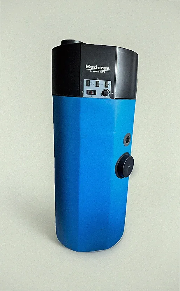 Brauchwasser, Warmwasser, Wärmepumpe BuderusLogafix WPT. (WPT 300 M. KI02).