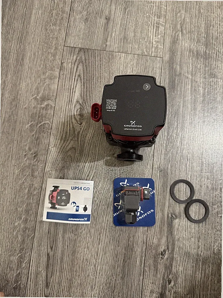 GRUNDFOS UPS4 GO 25-65 130 ZENTRALHEIZUNG UMWÄLZPUMPE 220-240V G1 1/2 NEU
